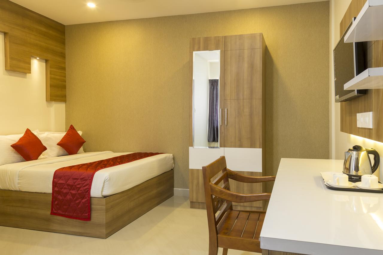 Hostess Thekkady Exterior foto