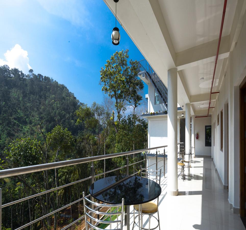 Hostess Thekkady Exterior foto