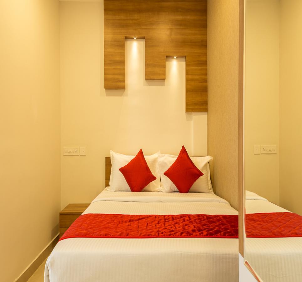 Hostess Thekkady Exterior foto